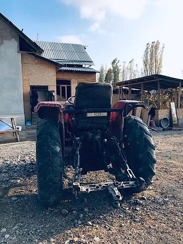 мотоблок матор: Колесный трактор красного цвета, серия 4×4 (надпись «404» на капоте) — 1