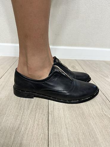 обувь балетки: Мужские туфли, 40, Б/у, цвет - Черный — 1
