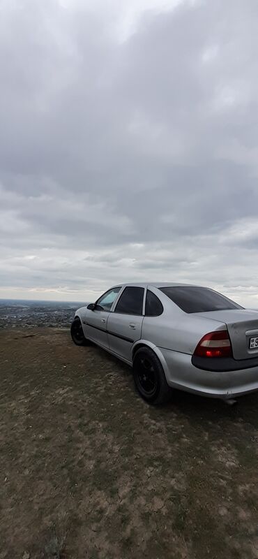 190 mercedes satilir: Opel Vectra: 1.8 л | 1996 г. 460000 км Седан