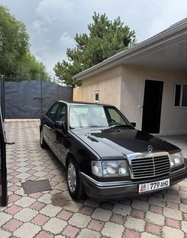 кузов гольф 4 с документами: Mercedes-Benz W124: 1991 г., 2 л, Механика, Бензин, Седан