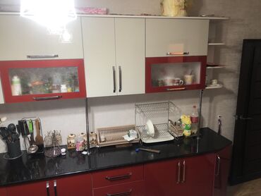 мебель кухонный гарнитур: Кухонный гарнитур, цвет - Красный, Новый