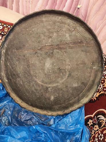 Məhsul: Böyük ölçülü mis/bürünc sini (əl işi) Təsvir: - Material