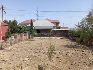 Həyət evləri və villaların satışı: Satışa təqdim olunur: həyəti və bağ sahəsi olan iki mərtəbəli fərdi — 15