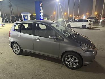 Honda: Honda Fit: 2005 г., Хэтчбэк — 7