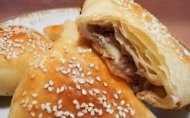 (ватсап ) Ассорти самсы и мясной выпечки Принимаем заказы для