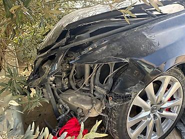 lexus rx300 запчасти: Lexus GS 300 – ehtiyat hissələri üçün - Korpus: sedan, qara rəng - — 3