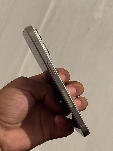 john wick: IPhone 15 Pro, Б/у, 128 ГБ, White Titanium, Защитное стекло, Чехол, 82 % — 5