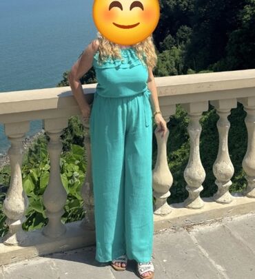 Другая женская одежда: Tulum 38 -40 razmer.Cox az geyilib.
17 manat