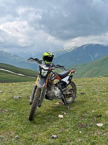 Комплект Туманникшлем перчатки очки Бөлүп төлө жолу каралган жана at lalafo.kg — 1 Комплект Туманникшлем перчатки очки Бөлүп төлө жолу каралган жана — 1