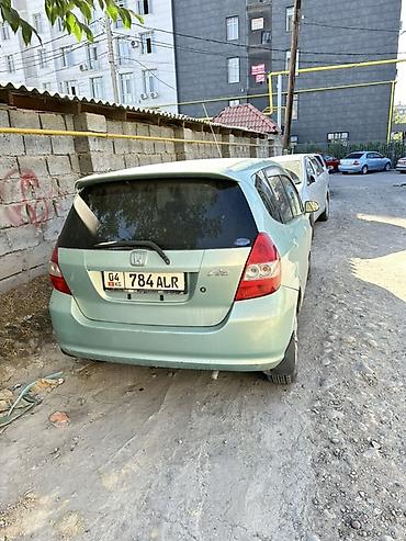 корса: Honda Fit: 2002 г., Бензин, Хэтчбэк — 2