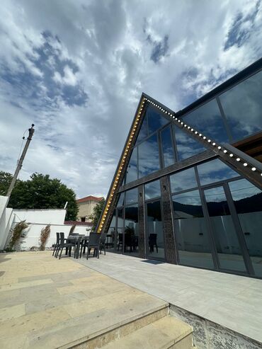 Günlük kirayə evlər: 60 kv. m, 3 otaqlı — 1