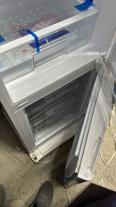 Холодильники: Холодильник Avest, Новый, Двухкамерный, De frost (капельный), 55 * 170 * 55 — 9