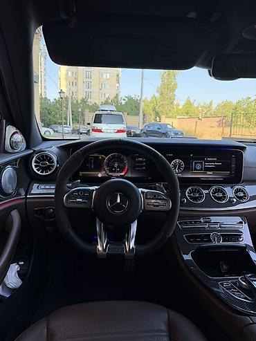 mersedes e class: Mercedes-Benz E-класс AMG: 2018 г., 4 л, Автомат, Бензин, Седан — 3