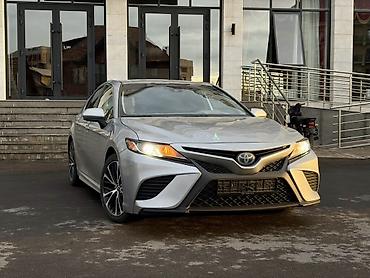 corolla 2016: Toyota Camry: 2020 г., 2.5 л, Вариатор, Гибрид, Седан — 2