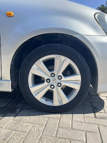 man: Toyota Ipsum: 2002 г., 2.4 л, Автомат, Бензин, Минивэн — 8
