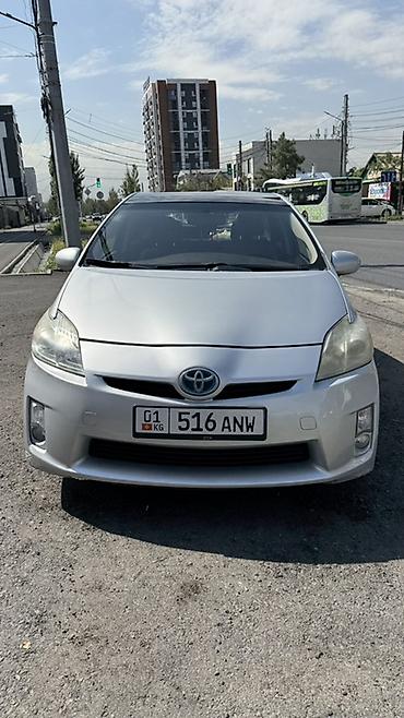 Toyota: Toyota Prius: 2011 г., Гибрид, Хэтчбэк — 1