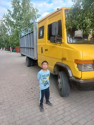 водный скутер: Грузовой бортовой автомобиль Mercedes-Benz варио. (желтый). Сатылат — 2