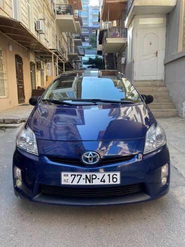 toyota prius oluxana: Toyota Prius: 1.8 l | 2010 il Sedan