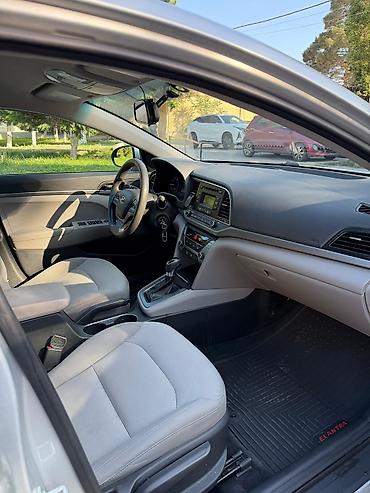 Hyundai: Hyundai Elantra: 2 l | 2017 il Sedan — 13