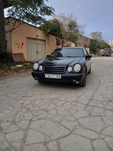 багажник на спринтер: Mercedes-Benz E‑Class W210 sedan - Korpus: 4 qapılı sedan, tünd rəng