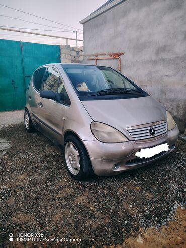 Pontiac: Mercedes-Benz A 190: 1.9 л | Хэтчбэк