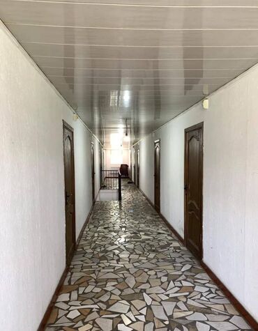 таатан аренда: 1 бөлмө, Кыймылсыз мүлк агенттиги, Чогуу жашоосу жок, Жарым -жартылай эмереги бар