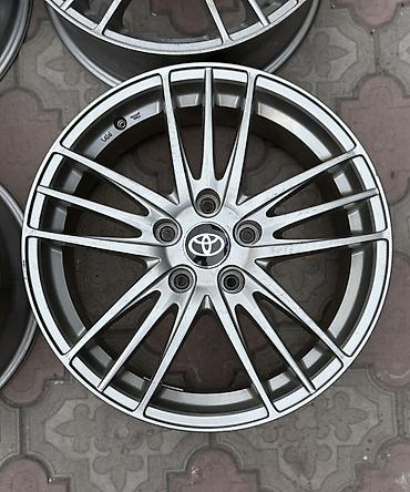 Диски: Литые Диски R 17 Toyota, Комплект, отверстий - 5, Б/у — 2