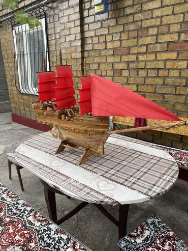 Модели кораблей: Продаю Карабаль можно поставить дома в офисе в кабинете или же — 2