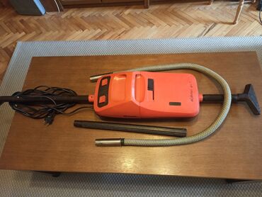 Klasični usisivači: KOLEKCIONARSKI PRIMERAK Stari štapni usisivač SLOBODA 400W. Odlično na lalafo.rs — 3 Klasični usisivači: KOLEKCIONARSKI PRIMERAK Stari štapni usisivač SLOBODA 400W. Odlično — 3