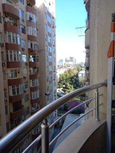 Həyət evləri və villaların satışı: 2 otaqlı, 60 kv. m, Yeni təmirli — 21