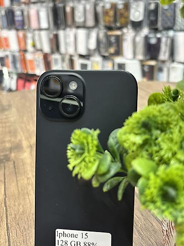 iphone 15 sadə: IPhone 15, 128 GB, Qara, Simsiz şarj — 3