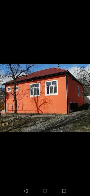 Günlük kirayə evlər: 70 kv. m, 3 otaqlı, Qaz, Su, Kanalizasiya — 23