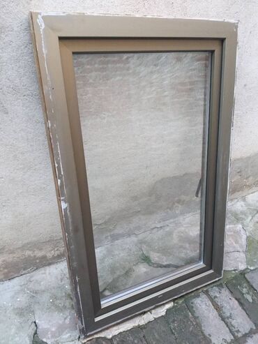 drveni stolovi na rasklapanje: Prozor dimenzija 140x90cm, kombinacija aluminijum spolja drvo unutra