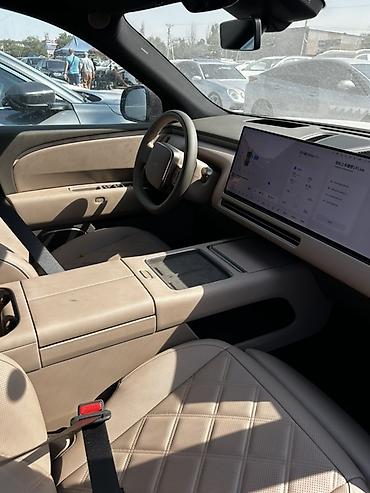 byd e3: Lixiang L9: 2026 г., Автомат, Гибрид, Кроссовер — 4