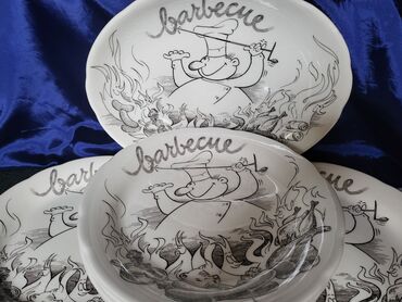 Kuhinjski setovi: Servis vintaz Ironstone za rostilj i dr. Tanjiri su perfektni (novi) — 2