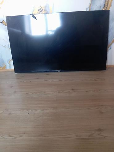 televizor ucun led: JVC televizor - Ekran: təxmini 50–55 düym diaqonal, həm divara asmaq — 2