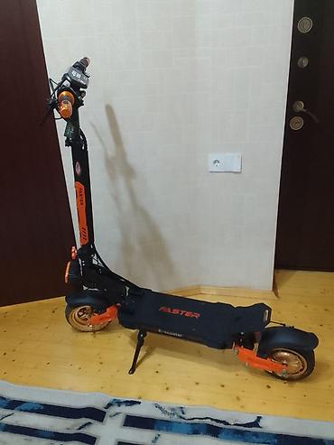 İşlənmiş Elektrik samokat 12", > 1000 Vt, > 45 km/s