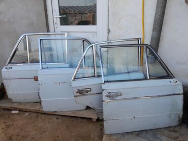Digər avtomobil ehtiyat hissələri: 03-06 üçün ehtiyat hissələri qapılar;buferlər;kapotlar;ön və arxa — 2