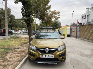 Продажа авто: Renault Sandero Stepway: 2015 г., 1.6 л, Механика, Бензин, Хэтчбэк