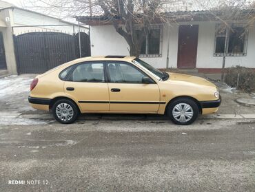 Toyota: Toyota Corolla: 1997 г., 1.6 л, Механика, Бензин, Седан