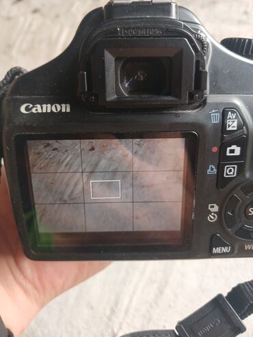принтер со сканером цветной: Зеркальный фотоаппарат Canon, предназначенный для фотографов-любителей