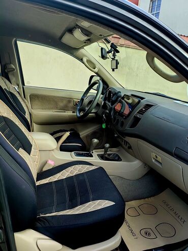 Toyota: Toyota Fortuner: 2.7 l | 2006 il Ofrouder/SUV — 6