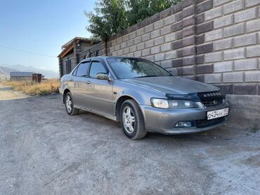 климат контроль на одиссей: Honda Accord: 2000 г., 2 л, Автомат, Бензин, Седан