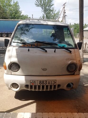 Hyundai: Hyundai Porter: 2005 г., 2.4 л, Механика, Дизель, Универсал