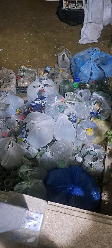 бутыль стеклянный 20 л: Banka satılır Böyük balaca və Kompot üçündə var şəkildə görünəndi — 1