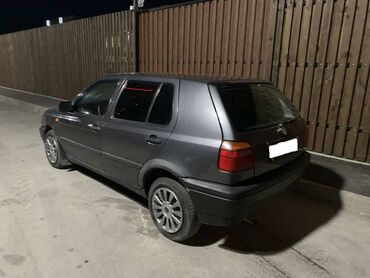 menyayu golf 2: VW Golf 3