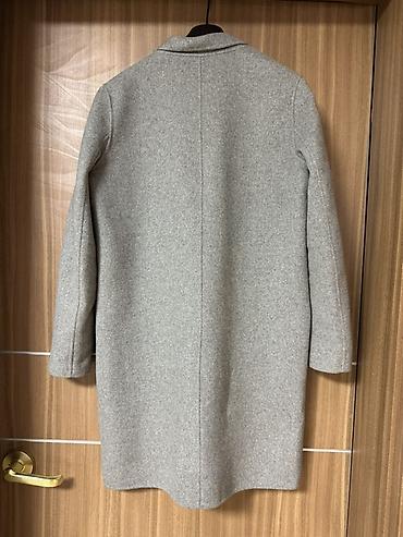 Верхняя одежда: Женское пальто Vicolo, HAND MADE - Цвет: светло-серый меланж - Крой — 3