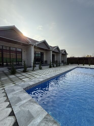 Günlük kirayə evlər: Müasir tərzdə inşa olunmuş kotteclər – kompleks daxilində açıq hovuzlu — 1