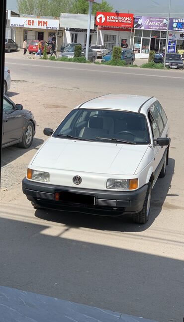 голф3 моно: Volkswagen Passat: 1990 г., 1.8 л, Механика, Бензин, Универсал