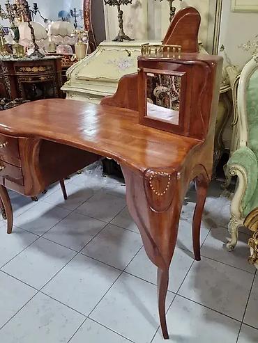 polovna sudopera cena: Toaletni sto sa stolicom / Šminkernica 💄✨ Dobro stanje. 🏠 Moguće — 4